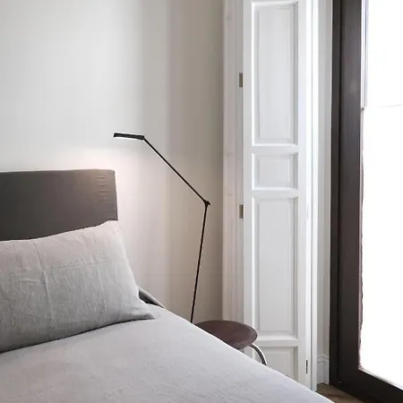 Elegant Loft For 4pax In The Center Of