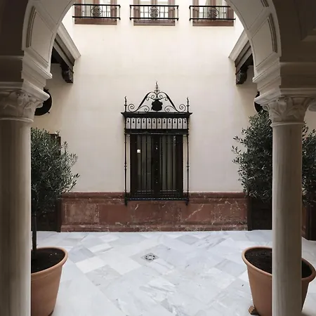 Elegant Loft For 4pax In The Center Of