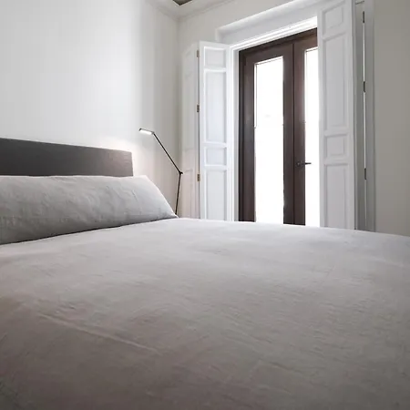 Elegant Loft For 4pax In The Center Of *